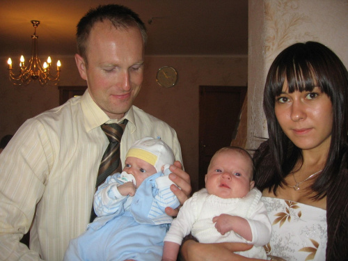 rodzice chrzestni oraz synś Tomka