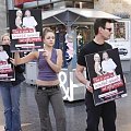 PETAs protest against Mary-Kate and Ashley