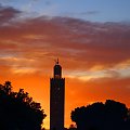 minaret Koutoubia o zachodzie słońca