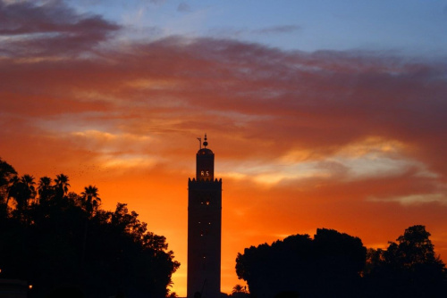 minaret Koutoubia o zachodzie słońca