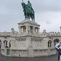 Budapeszt - pomnik króla Stefana przed Basztą Rybacką na Wzgórzu Zamkowym #węgry #wycieczka #wino #eger #budapeszt