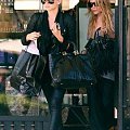 MK and Ash shopping at Barneys-paparazzi lipiec 2007