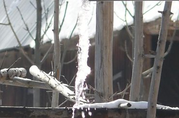 Uchwycone w biegu #krople #woda #śnieg #lód #południe #spacer #uchwycone #chwila