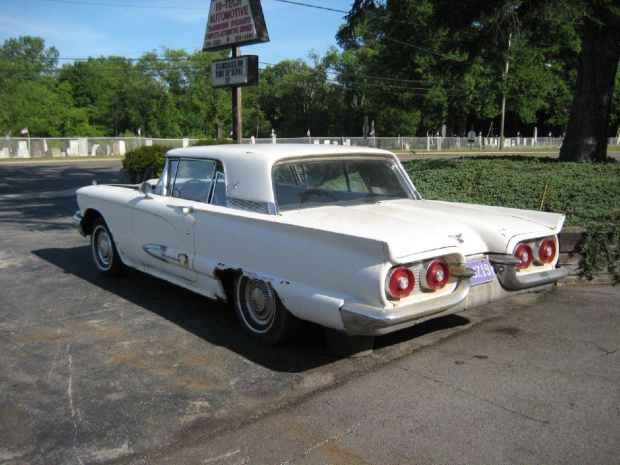 Ford Thunderbird