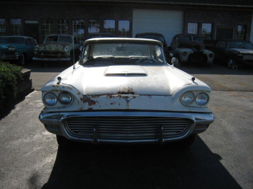 Ford Thunderbird