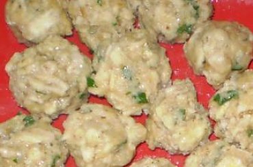 Kluski z macy .Przepisy na : http://www.kulinaria.foody.pl/ , http://www.kuron.com.pl/ i http://kulinaria.uwrocie.info/ #kluski #maca #DodatkiDoZup #DodatkiDoIIDań #obiad #jedzenie #kulinaria