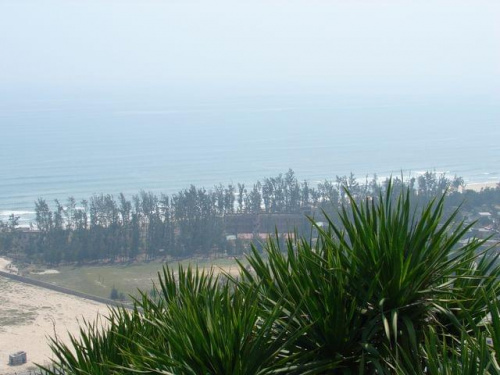 Widok z Gór Marmurowych, pomiędzy Danang a Hoi An
