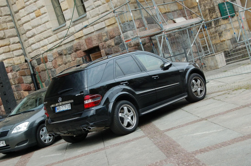 Mercedes ML63 AMG