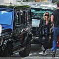 Ashley getting into her car in Los Angeles-paparazzi kwiecień 2008