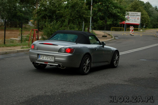 S2000