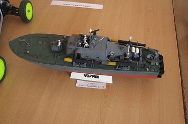 #wystawa #modelarska #modele #kartonowe #plastikowe #redukcyjne #modelarstwo #czołgi #samoloty #łodzie #okręty #pojazdy #figurki