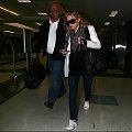 Ashley at LAX-paparazzi maj 2008