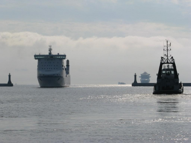 Stena Forecaster, Gdynia #Stena #Forecaster #Gdynia #morze #port #statek