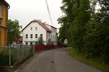 SŁAWNIOWICE (woj. opolskie) - budynek szkoły podstawowej #Sławniowice #szkoła #opolskie