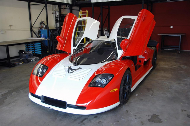 Nelson SuperCars - Mosler MT900S