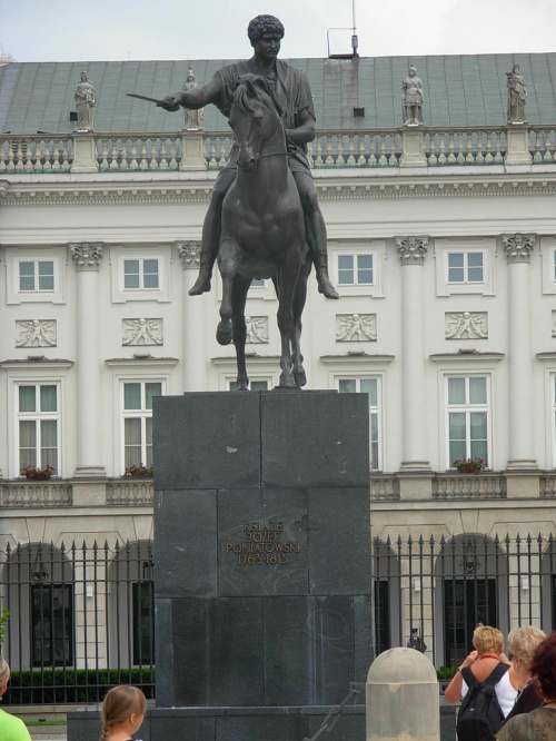 Pomnik Poniatowskiego przed Pałacem Prezydenckim #Warszawa