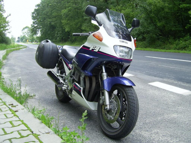 FJ i szyba turystyczna #yamaha #fj1200 #fido #motocykl