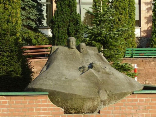 Rzeźby na pl Wojewódzkim