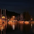 port nocą pięknie wyglada