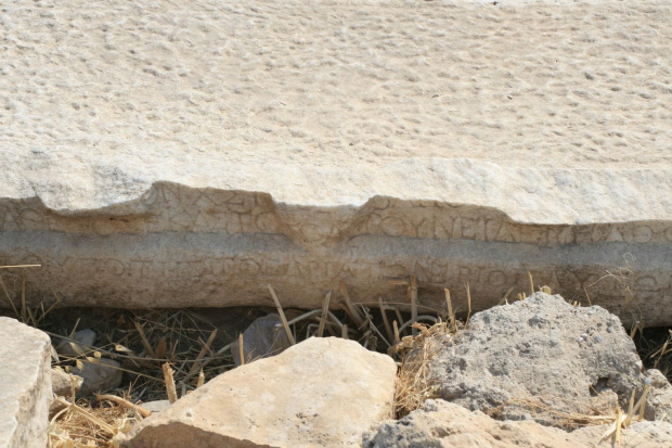 Hierapolis, Nekropola północna - chorzy tak licznie przybywający do leczniczych źródeł Pamukkale nie zawsze wracali do domów po odbytej kuracji... Jeden z największych cmentarzy Anatolii