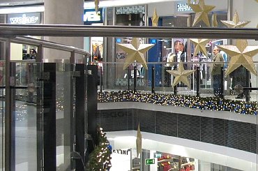 wokół świąteczna aura, zabieganie, kupowanie prezentów... #ŚwiąteczneDekoracje #zakupy