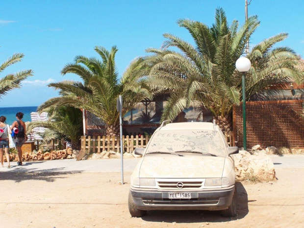 brudas #ateny #grecja #plaża #samochód #palmy