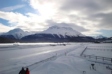 #lotnisko #Flughafen #Samedan #SwissAlps