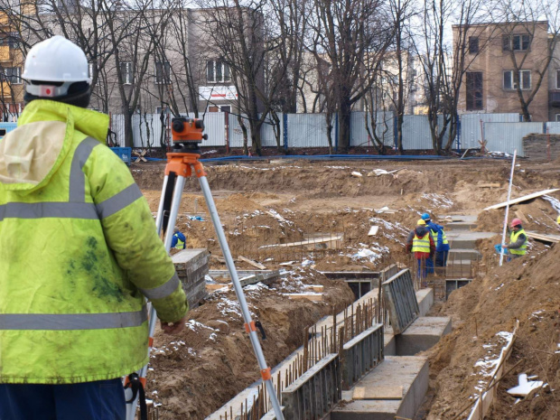 Trwa wylewanie fundamentów - takl wyglądał plac budowy 9 lutego 2009 roku.