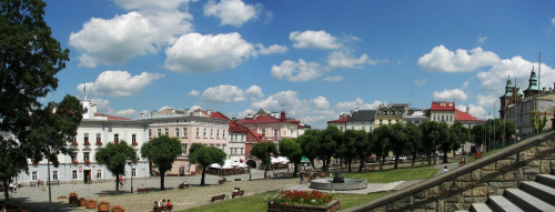 Panorama Przemyśla - Rynek. (robione PanoramaPlus 1)