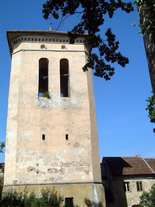 Unicka cerkiew Św.Trójcy i klasztor Bazylianów (Ostrobramska,9) do którego należy też piękna rokokowa
brama.