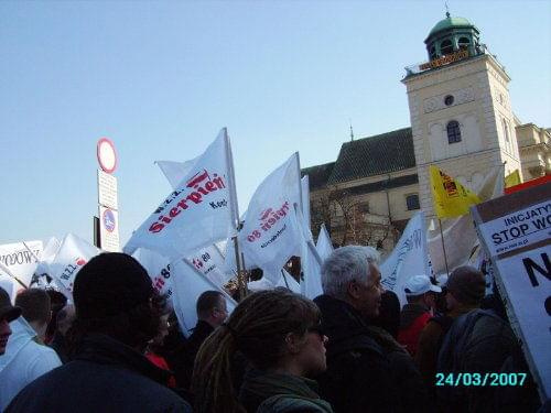 STOP BAZOM USA #MłodziSocjaliści #Demokracja #Równość #Socjalizm