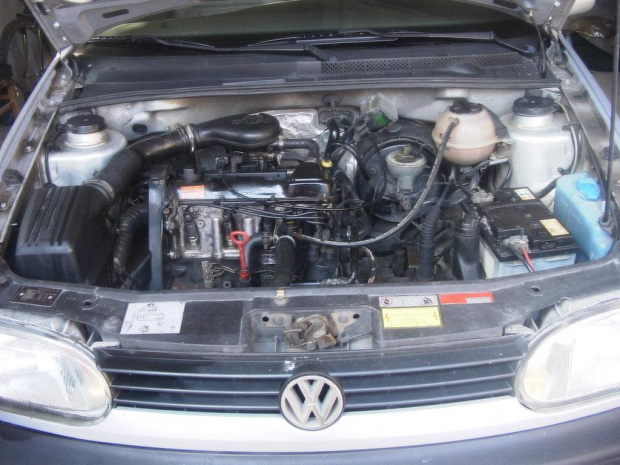 #Volkswagen #Golf #III #samochód #samochody #motoryzacja #wypadek #crash #dachowanie