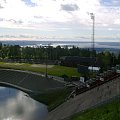 Holmenkollen, skocznia przy progu. Oslofjord